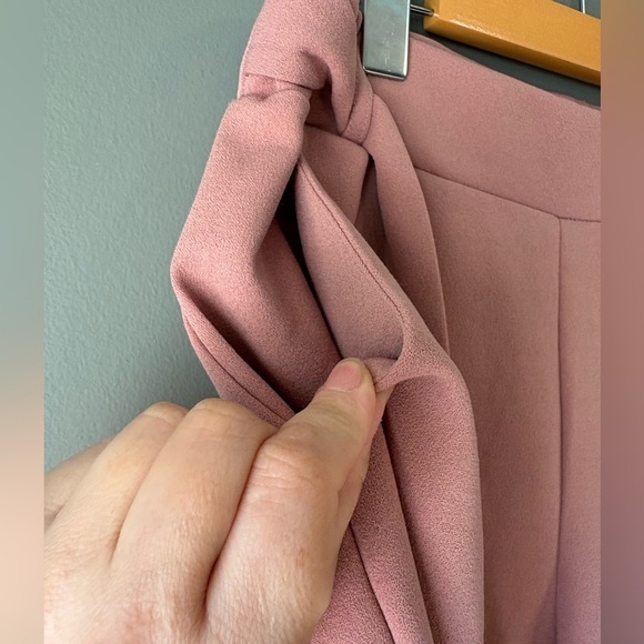 Revamped, size M, blush skinny pants, pockets, belted, soft, stretchy waist - Picture 3 of 9
